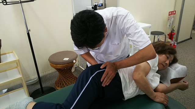 昭和町カイロプラクティック院の骨盤矯正